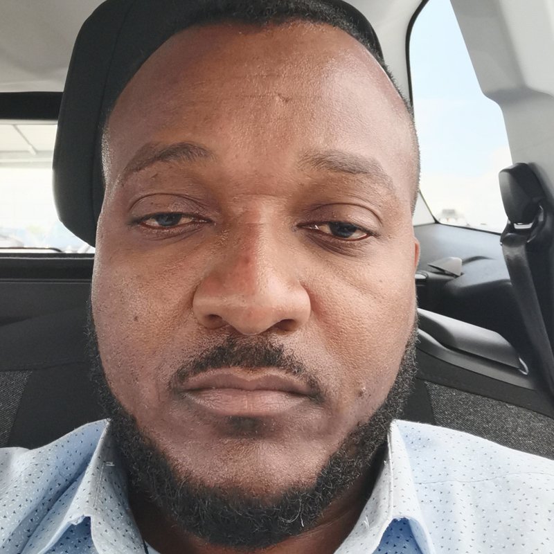 Photo de profil pour le Taxi LL TRANSFERT à Saint-Denis