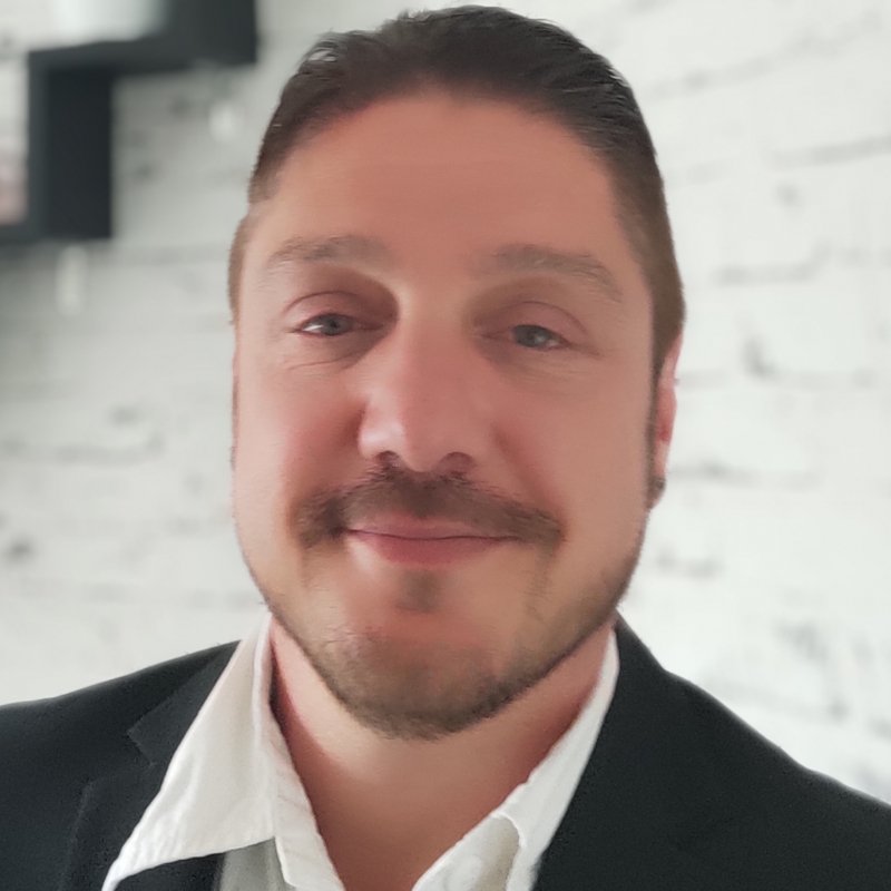 Photo de profil pour le VTC THIÉRACHE CHAUFFEUR à La Capelle