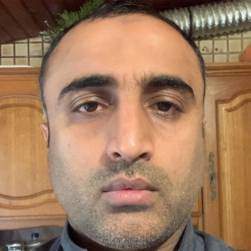 Photo de profil pour le VTC MUHAMMAD Islam à Paris, France