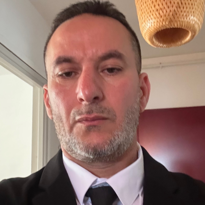 Photo de profil pour le VTC Hicham Moumni MH PRO DRIVER à Nîmes, France