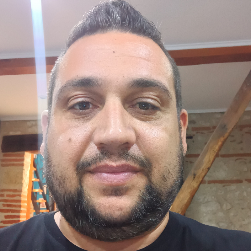 Photo de profil pour le VTC Fred vtc à Le Passage, 46 Rue des Fossés Saint-Bernard, 75005 Paris, France