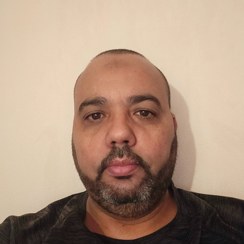 Photo de profil pour le VTC Bouzarbah mohamed à 08000 Charleville-Mézières, France
