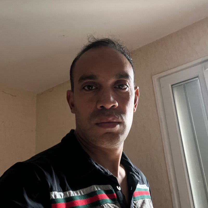 Photo de profil pour le VTC Lacha auto à Montigny-le-Bretonneux, France