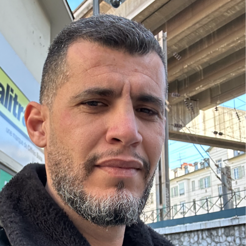 Photo de profil pour le VTC Agueche à Nice, France