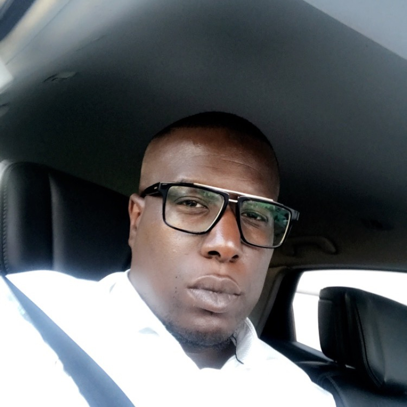 Photo de profil pour le VTC s drive à Paris, France