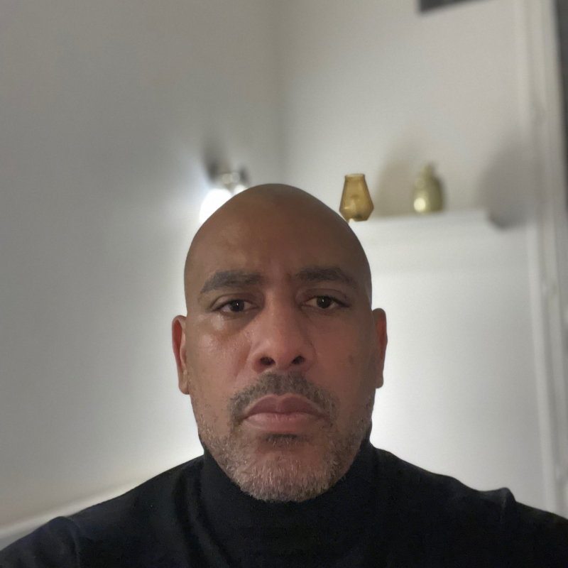 Photo de profil pour le VTC Inès driver prestige à Boissy-Saint-Léger, France