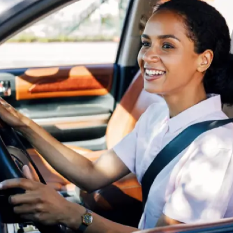 Photo de profil pour le VTC SABRINE EL KHARRAZI à 93340 Le Raincy, France