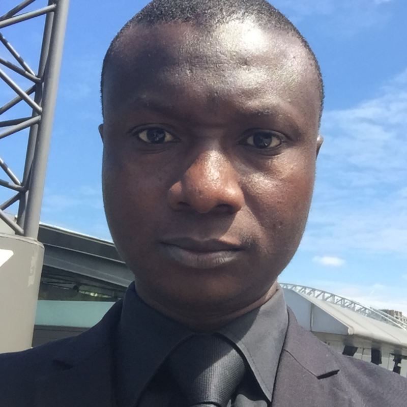 Photo de profil pour le VTC MONGBAWEDE TANSPORT à 27400 Louviers, France