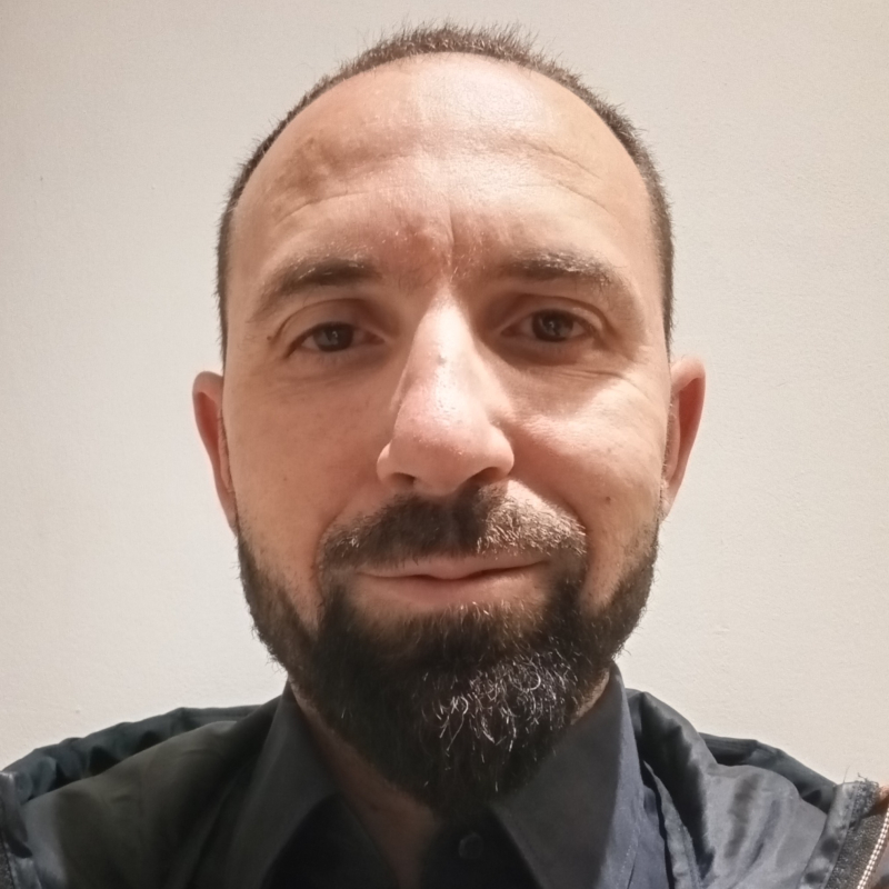 Photo de profil pour le VTC Oualid Transport à Angers, France