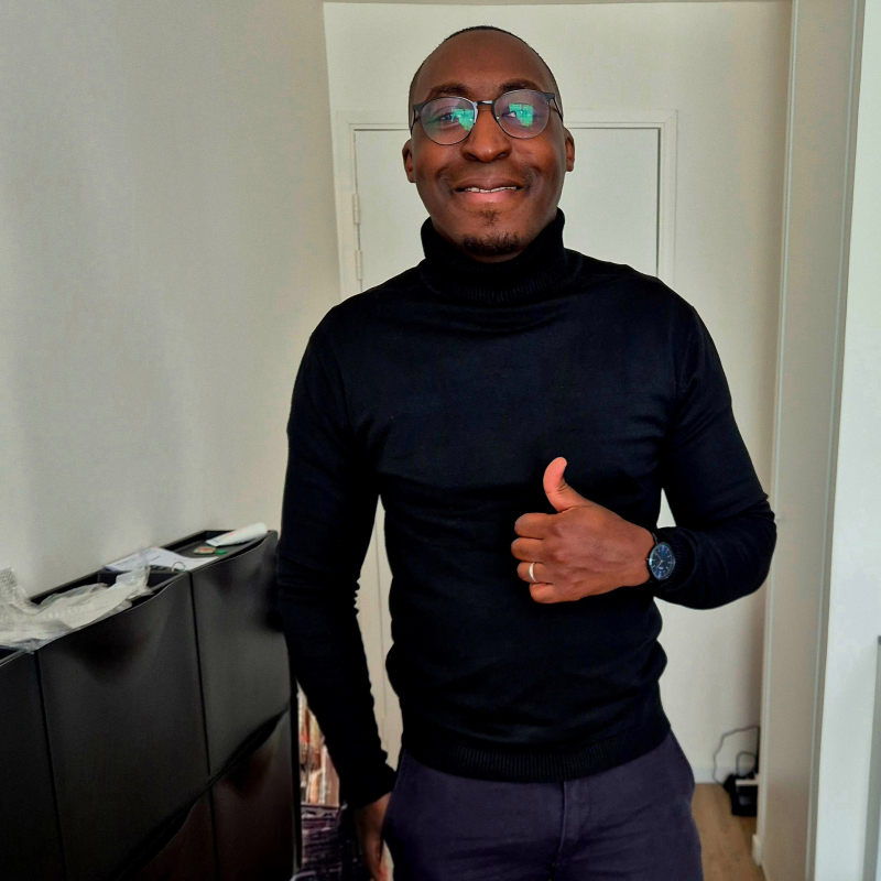 Photo de profil pour le VTC Abdoulaye Konte à 76410 Saint-Aubin-lès-Elbeuf, France